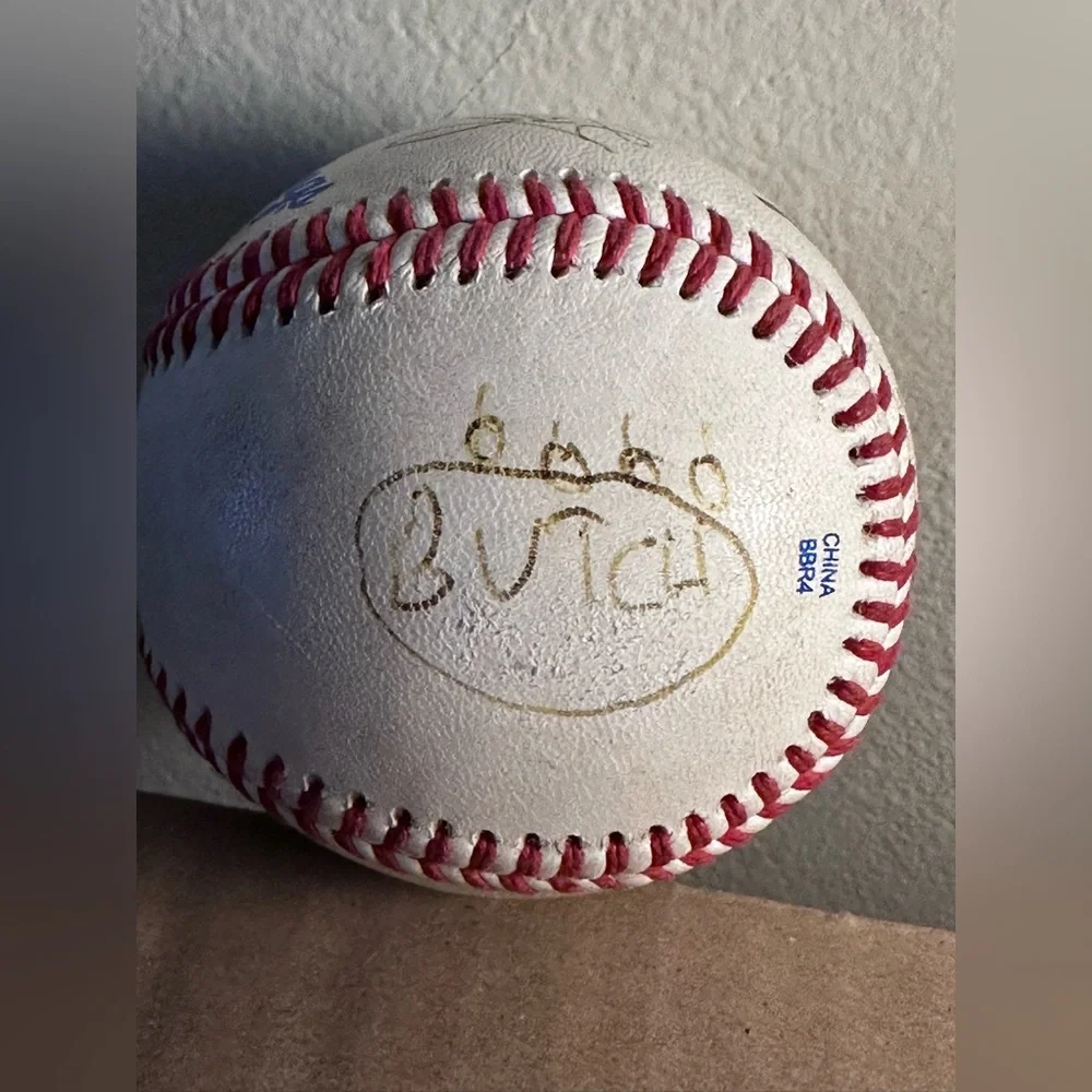 MYSTERY AUTOGRAPHED Baseball please read below 👇many autographs one ball